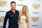 Amsterdam 1 juli 2015
Premiere Magic Mike XXL in Tuschinski in aanwezigheid van de cast met Channing Tatum Matt Bomer Joe Manganiello Adam RodriguezAmber Heard Jada Pinkett Smith en regisseur Gregory Jacobs. Rogier Warnawa en partner