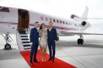Schiphol OOst 18 juni 2015
Presentatie cast the bodyguard met in de hoofdrollen Romy Monteiro Carolina Dijkhuizen Mark v Eeuwen en Dave Mantel. Albert Verlinde is de producent namens Stage entertainment.
Ze arriveren in het nieuwe prive vliegtuig van John de Mol op schiphol OOst