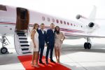 Schiphol OOst 18 juni 2015
Presentatie cast the bodyguard met in de hoofdrollen Romy Monteiro Carolina Dijkhuizen Mark v Eeuwen en Dave Mantel. Albert Verlinde is de producent namens Stage entertainment.
Ze arriveren in het nieuwe prive vliegtuig van John de Mol op schiphol OOst