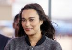 Schiphol OOst 18 juni 2015
Presentatie cast the bodyguard met in de hoofdrollen Romy Monteiro Carolina Dijkhuizen Mark v Eeuwen en Dave Mantel. Albert Verlinde is de producent namens Stage entertainment.
Ze arriveren in het nieuwe prive vliegtuig van John de Mol op schiphol OOst