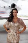 Schiphol OOst 18 juni 2015
Presentatie cast the bodyguard met in de hoofdrollen Romy Monteiro Carolina Dijkhuizen Mark v Eeuwen en Dave Mantel. Albert Verlinde is de producent namens Stage entertainment.
Ze arriveren in het nieuwe prive vliegtuig van John de Mol op schiphol OOst
