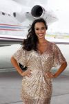 Schiphol OOst 18 juni 2015
Presentatie cast the bodyguard met in de hoofdrollen Romy Monteiro Carolina Dijkhuizen Mark v Eeuwen en Dave Mantel. Albert Verlinde is de producent namens Stage entertainment.
Ze arriveren in het nieuwe prive vliegtuig van John de Mol op schiphol OOst