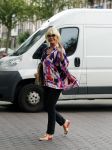 Amsterdam 12 augustus 2015  
Sheila de Vries op de cornelis schuytstraat