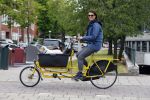 Amsterdam 20 juni 2015  
Susan Visser met hondje in bakfiets.