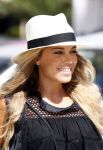 ibiza 5 augustus 2015
Sylvie Meis en Damian v d Vaart op ibiza de dag naar het uitgaan van de relatie met Momo