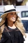 ibiza 5 augustus 2015
Sylvie Meis en Damian v d Vaart op ibiza de dag naar het uitgaan van de relatie met Momo