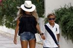 ibiza 5 augustus 2015
Sylvie Meis en Damian v d Vaart op ibiza de dag naar het uitgaan van de relatie met Momo