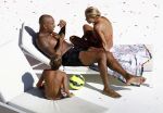 ibiza 27 juli 2015
Sylvie Meis en haar vriend Momo hebben discussie bij het zwembad. Zoon Damian is daarbij aanwezig.