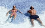 ibiza 27 juli 2015
Sylvie Meis Damian v d Vaart en vriend Momo in het zwembad van Las Boas op ibiza aan de haven