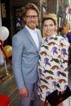 Amsterdam 14 juli 2015  
Premiere de Reunie in Tuschinski met in de hoofdrollen Daan Schuurmans en Thekla Reuten.
Thekla is zwanger en haar vriend Gijs Naber is er ook alsmede de zwangere Bracha v Doesburgh.