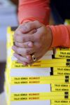 Amsterdam 12 juni 2015 
Presentatie boek Thijs Romer en nieuwe tijdschrift Wendy v Dijk. Ook Katja Schuurman is aanwezig alsmede de ouders en broer van Thijs.  De presentatie was in het nieuwe pand van Scheltema aan het Rokin. Thijs draagt nog steeds zijn trouwring