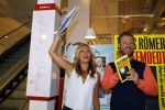 Amsterdam 12 juni 2015 
Presentatie boek Thijs Romer en nieuwe tijdschrift Wendy v Dijk. Ook Katja Schuurman is aanwezig alsmede de ouders en broer van Thijs.  De presentatie was in het nieuwe pand van Scheltema aan het Rokin