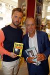 Amsterdam 12 juni 2015 
Presentatie boek Thijs Romer en nieuwe tijdschrift Wendy v Dijk. Ook Katja Schuurman is aanwezig alsmede de ouders en broer van Thijs.  De presentatie was in het nieuwe pand van Scheltema aan het Rokin