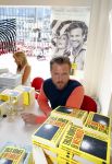 Amsterdam 12 juni 2015 
Presentatie boek Thijs Romer en nieuwe tijdschrift Wendy v Dijk. Ook Katja Schuurman is aanwezig alsmede de ouders en broer van Thijs.  De presentatie was in het nieuwe pand van Scheltema aan het Rokin