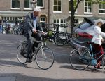 Amsterdam 10 augustus 2015     
Wim en Rita Kok op de fiets in Amsterdam.