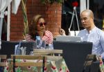 Amsterdam 11 augustus 2015
Winonah de Jong de jong met haar PA op terras