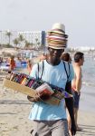 ibiza 29 juli 2015
Wendy v Dijk met Sem Lizzy haar moeder en man Erland Galjaard en zijn kinderen uit eerste huwelijk op strand van Coco beach. Herman den Blijker zijn zoon en vrouw alsmede John Ewbank dochter Day en Kelly Weekers zijn ook aanwezig. ibiza strandverkoper