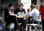 Amsterdam 15 juli 2016
Barry en Sandra Hay op terras met vrienden waaronder Ruben Nicolai en Regina Romeijn.