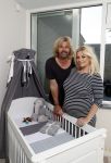 Wateringen 19 juli 2016 
Bobbi Eden ( zwanger ) met haar man Mark Laurenz in hun babykamer.