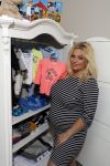 Wateringen 19 juli 2016 
Bobbi Eden ( zwanger ) met haar man Mark Laurenz in hun babykamer.