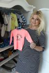 Wateringen 19 juli 2016 
Bobbi Eden ( zwanger ) met haar man Mark Laurenz in hun babykamer.