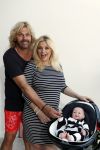 Wateringen 19 juli 2016 
Bobbi Eden ( zwanger ) met haar man Mark Laurenz in hun babykamer.