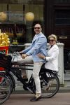 Amsterdam 12 juli 2016
Connie Witteman en Eugene v Dun zijn in ondertrouw gegaan en fietsen naar huis.