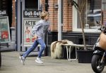Amsterdam 1 juli 2016 
Danielle Oerlemans Overgaag met kids op de cornelis schuytstraat