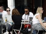 Amsterdam 17 juli 2016 
Edgar davids op terras met verschillende dames.