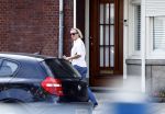 Amsterdam 21 juli 2016
Eva Jinek loopt naar haar huis toe.