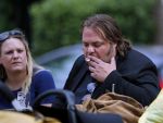 Amsterdam 7 juli 2016 
Frank Evenblij in de jordaan op terras met een man en een vrouw .