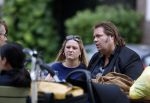 Amsterdam 7 juli 2016 
Frank Evenblij in de jordaan op terras met een man en een vrouw .