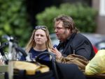 Amsterdam 7 juli 2016 
Frank Evenblij in de jordaan op terras met een man en een vrouw .