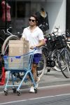 Amsterdam 23 juli 2016 
Geza Weisz met winkelwagentje op straat