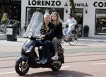 Amsterdam 6 juli 2016 
Hajo Bruins met ik denk zijn oudste dochter op de scooter