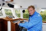 Uitgeest 11 juli 2016
Henny Huisman op zijn boot.