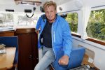 Uitgeest 11 juli 2016
Henny Huisman op zijn boot.