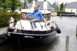 Uitgeest 11 juli 2016
Henny Huisman op zijn boot.