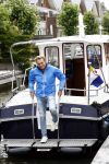 Uitgeest 11 juli 2016
Henny Huisman op zijn boot.