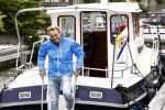 Uitgeest 11 juli 2016
Henny Huisman op zijn boot.