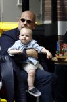 Amsterdam 12 juli 2016 
Jaap v Zweden met kleinzoon vader zoon en schoonzus op terras.