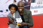 Amsterdam 17 juli 2016
Premiere huisdiergeheimen in Pathe arena. Jandino Asporaat met zoon