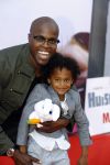 Amsterdam 17 juli 2016
Premiere huisdiergeheimen in Pathe arena. Jandino Asporaat met zoon