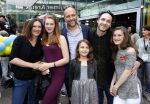 Amsterdam 17 juli 2016
Premiere huisdiergeheimen in Pathe arena. Javier Guzman zijn dochter Amelie ( grijze trui met hart) ex vriendin Yvette Hoogerwerf Hugo Metsers  met dochter Delphine Metsers (paarse kleding) en Kyara (grijze jurk)