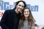 Amsterdam 17 juli 2016
Premiere huisdiergeheimen in Pathe arena. Javier Guzman zijn dochter Amelie ( grijze trui met hart) ex vriendin Yvette Hoogerwerf Hugo Metsers  met dochter Delphine Metsers (paarse kleding) en Kyara (grijze jurk)