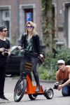 Amsterdam 7 juli 2016
Joelle Witschge opnames commercial / website voor funwheels op de cornelis schuytstraat