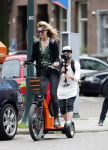 Amsterdam 7 juli 2016
Joelle Witschge opnames commercial / website voor funwheels op de cornelis schuytstraat