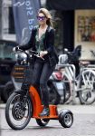 Amsterdam 7 juli 2016
Joelle Witschge opnames commercial / website voor funwheels op de cornelis schuytstraat