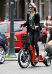 Amsterdam 7 juli 2016
Joelle Witschge opnames commercial / website voor funwheels op de cornelis schuytstraat