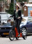 Amsterdam 7 juli 2016
Joelle Witschge opnames commercial / website voor funwheels op de cornelis schuytstraat